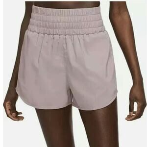 NIKE preloved excellent SMALL dri-fit Ultra High waist 3"shorts with briefs
